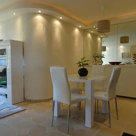 Comfortable Close To Monaco